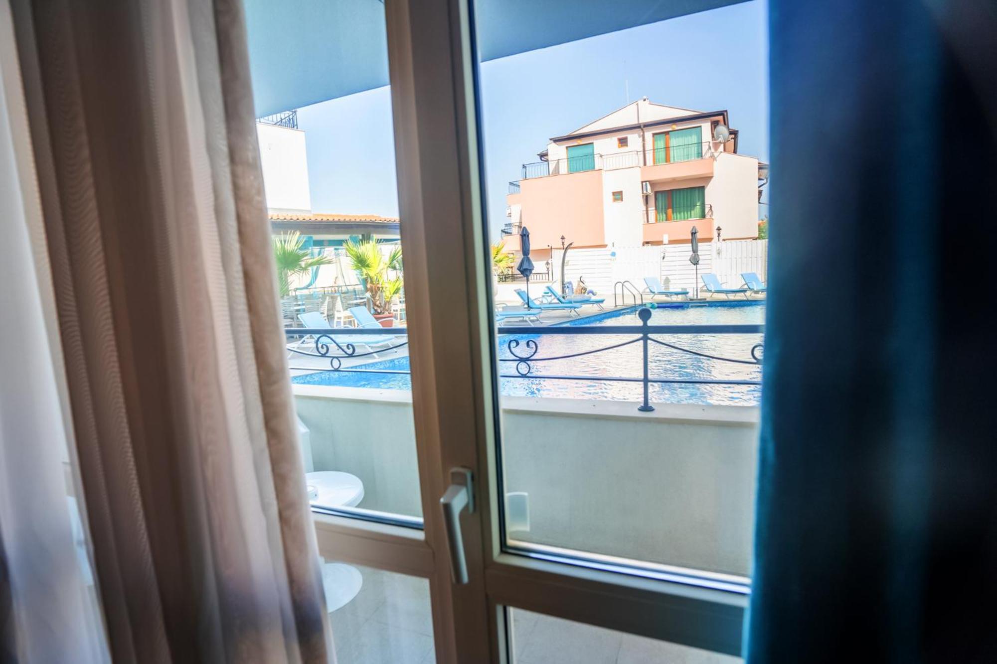 Royal Calisto Hotel Sozopol Exterior foto